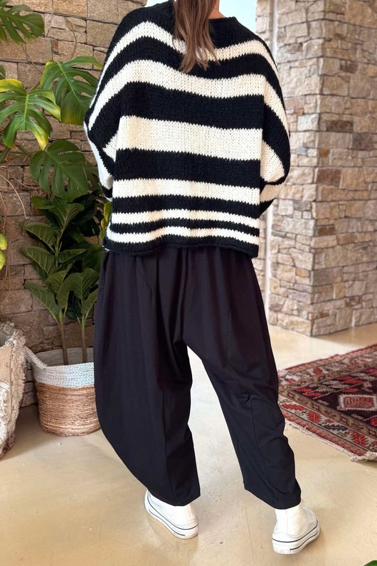 Made in Italy Big Softie Stripe Shortie Knit Black